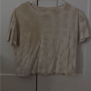 Old Navy Cream Short Sleeve Tee